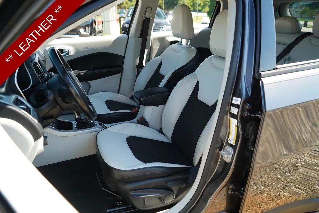 Jeep Compass photo 7