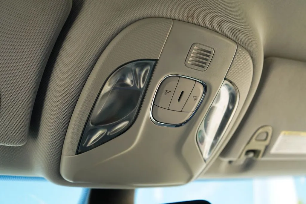 Jeep Compass photo 12
