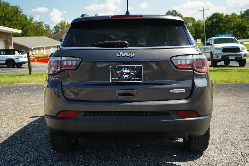 Jeep Compass photo 19