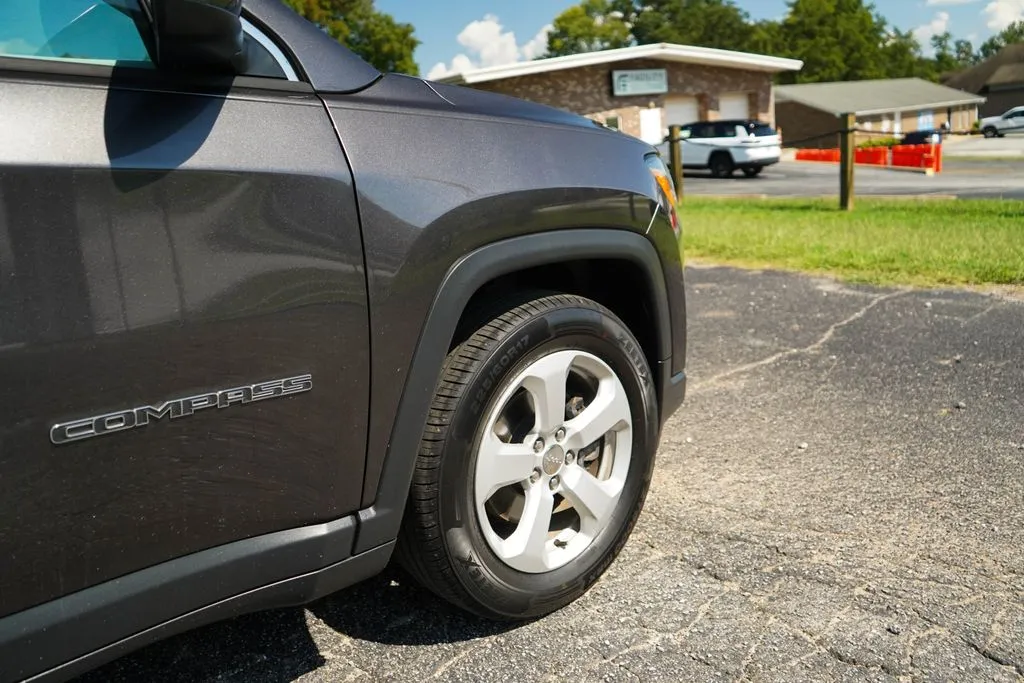 Jeep Compass photo 18