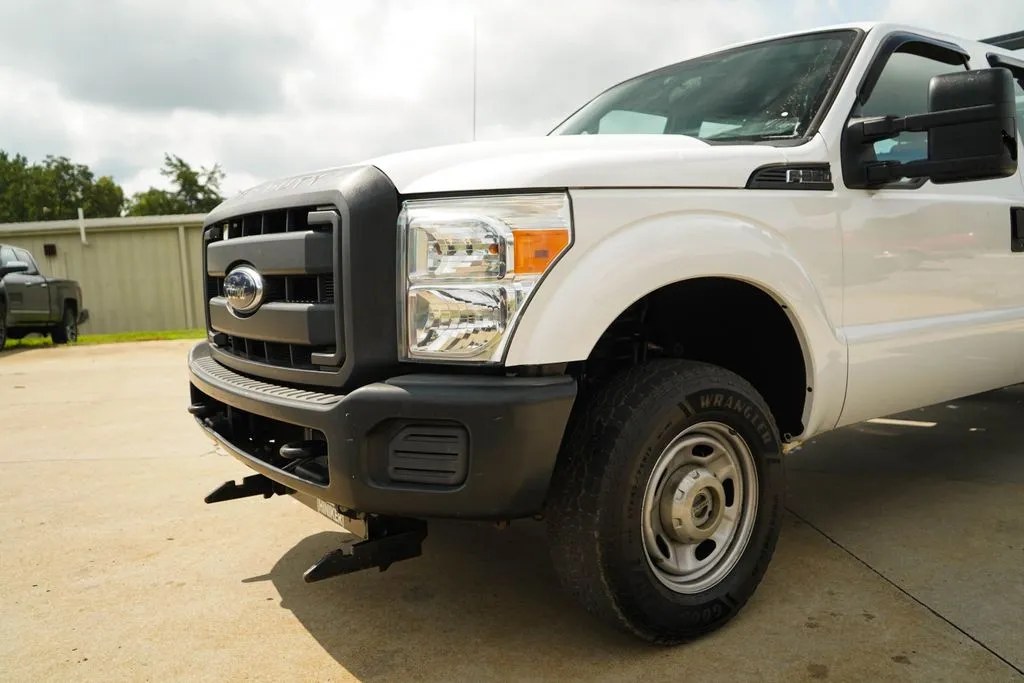 Ford F-250SD photo 17