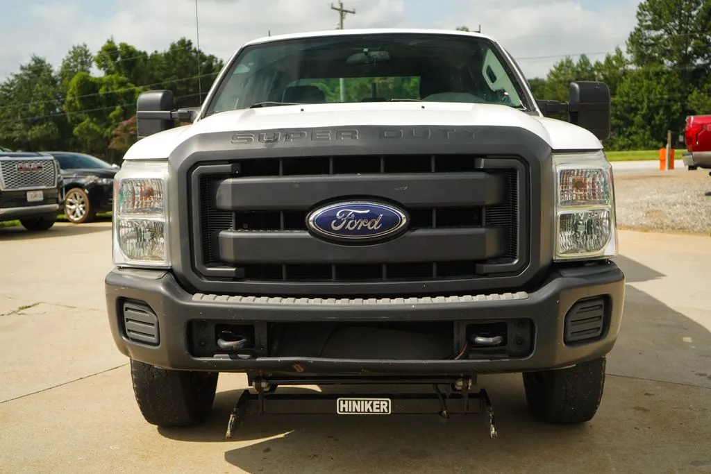 Ford F-250SD photo 16