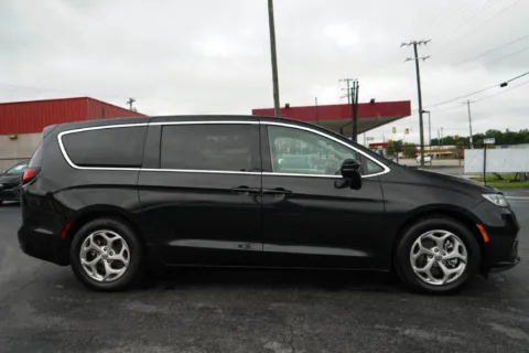 Photos of 2024 Chrysler Pacifica Limited for sale in Moore, SC at TLC Motors