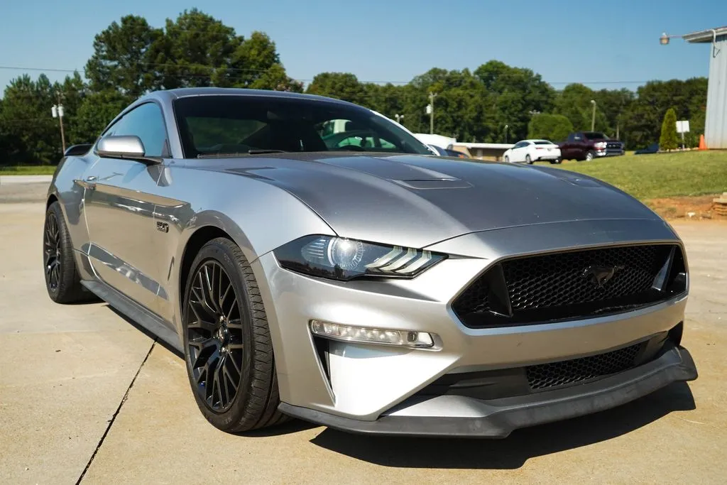 Ford Mustang photo 36