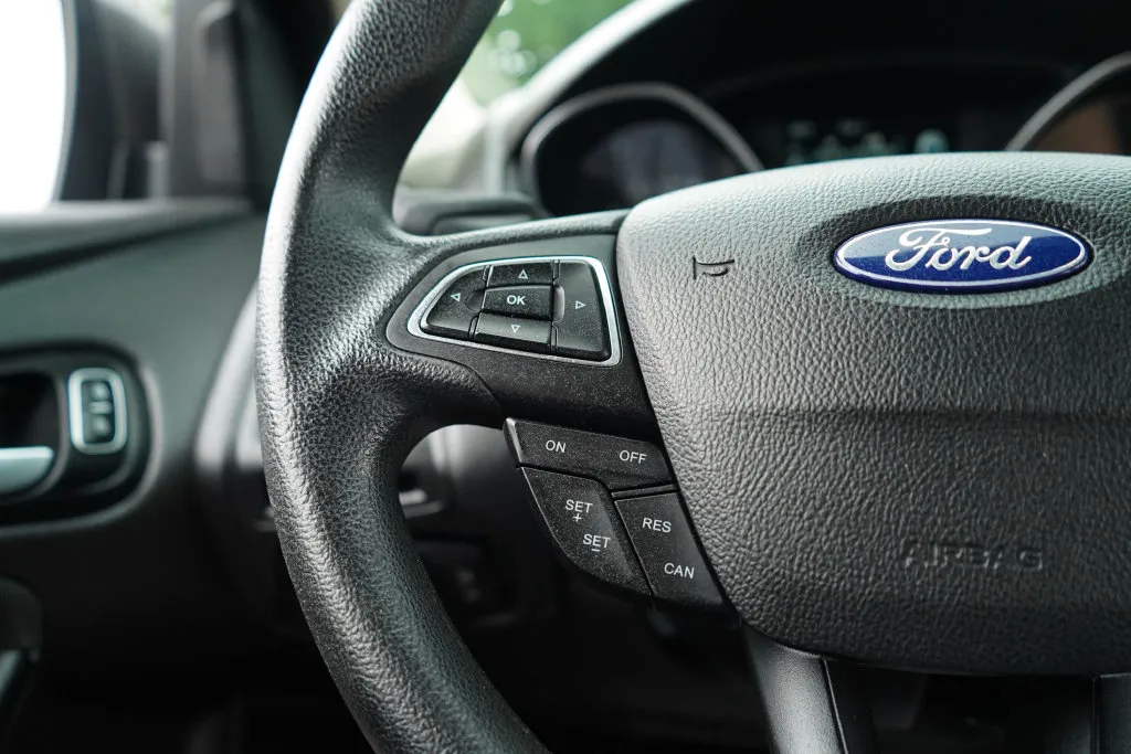 Ford Focus photo 30