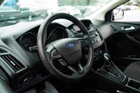 More photos of 2018 Ford Focus SE at TLC Motors, SC