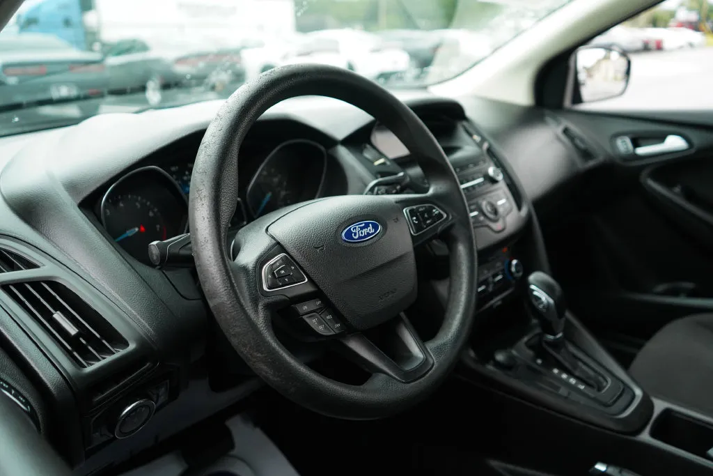 Ford Focus photo 5