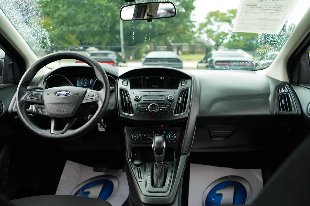 Ford Focus photo 9