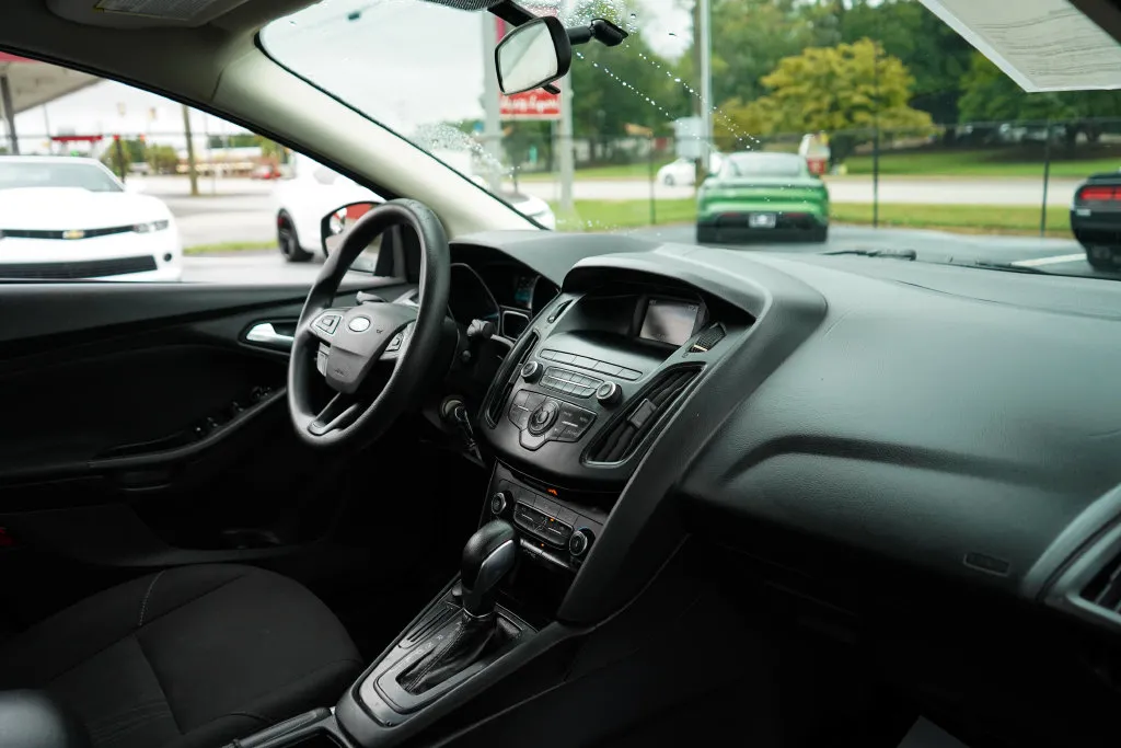 Ford Focus photo 13
