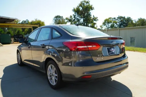 More photos of 2018 Ford Focus SE at TLC Motors, SC