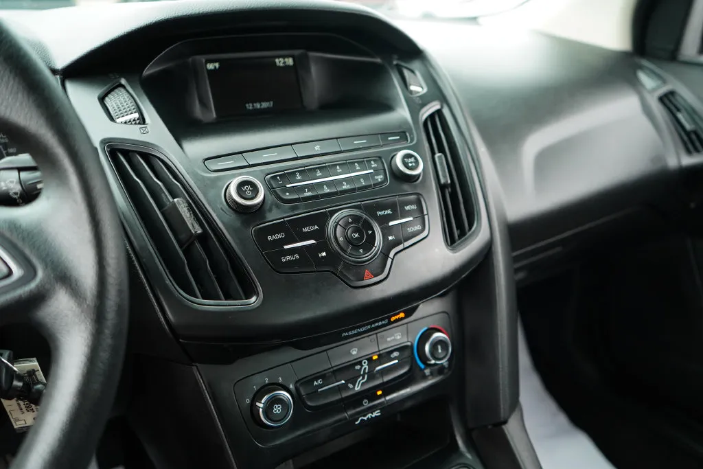 Ford Focus photo 7
