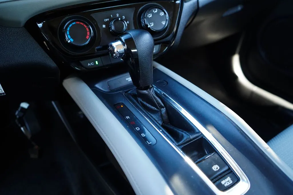 Honda HR-V photo 33