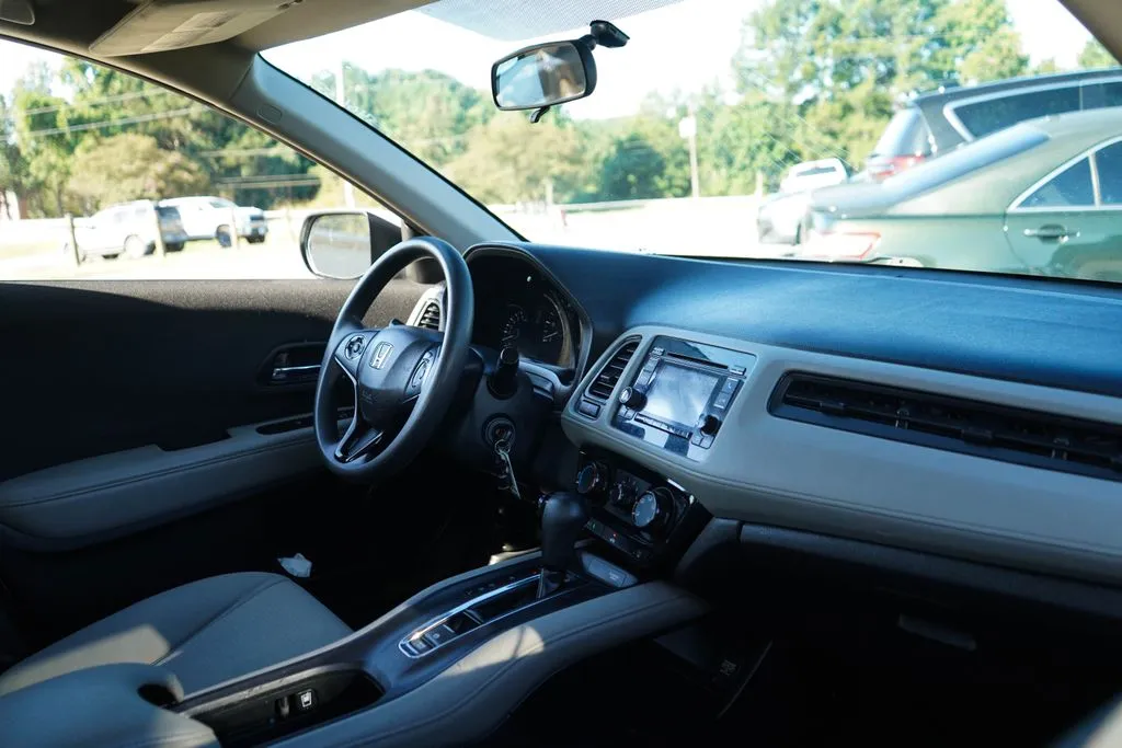 Honda HR-V photo 14