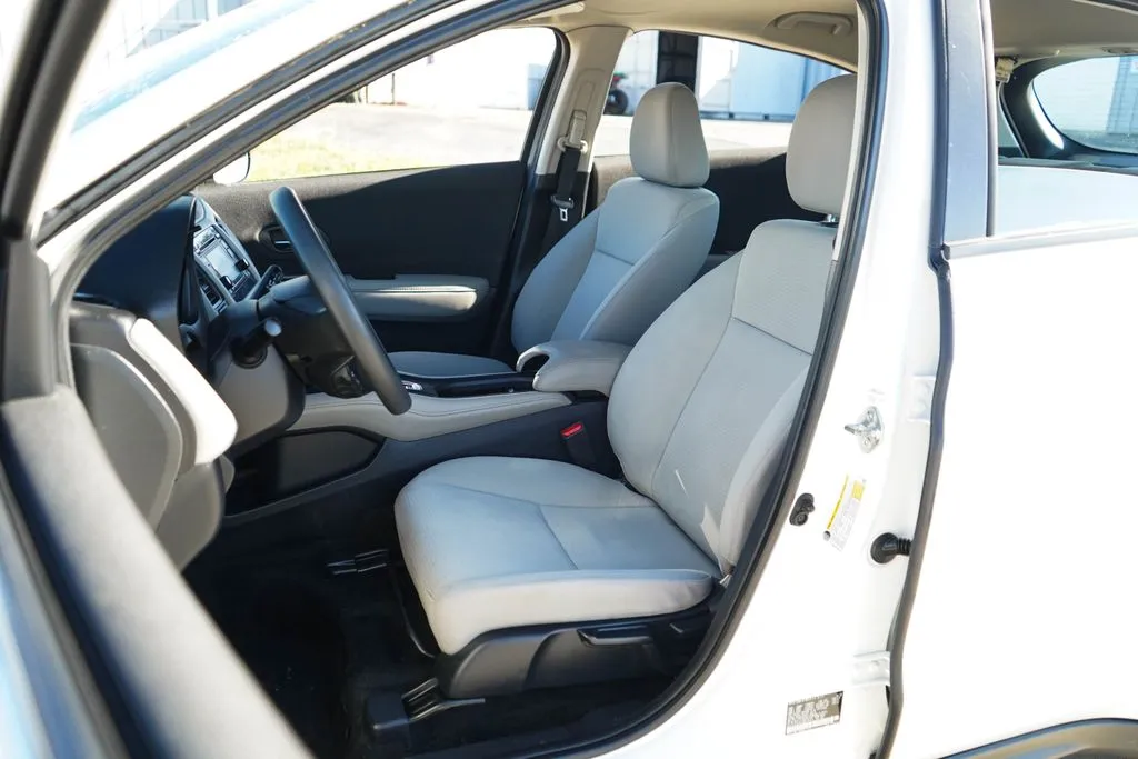 Honda HR-V photo 7