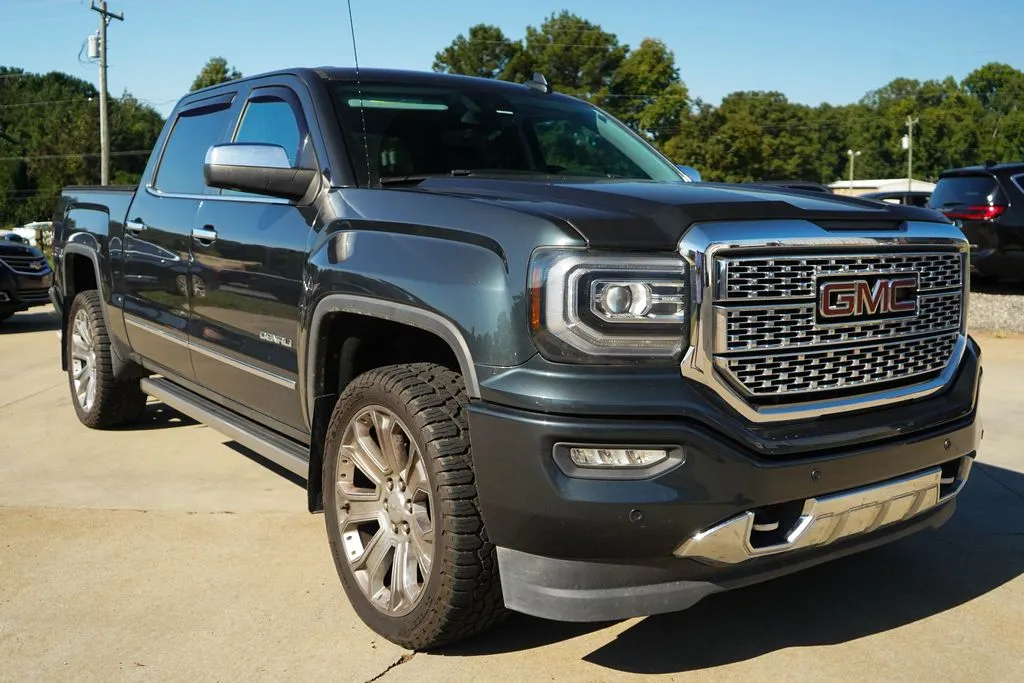 GMC Sierra photo 36