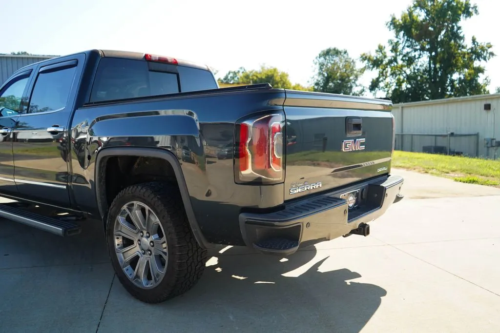 GMC Sierra photo 22