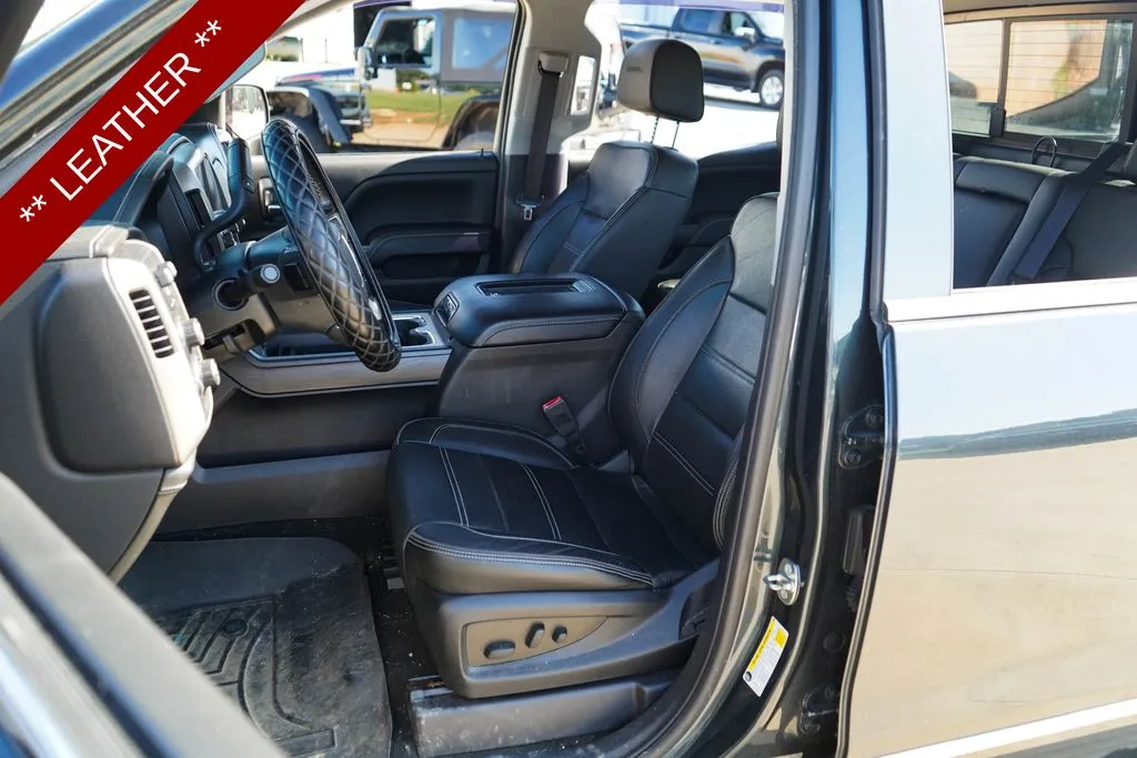 GMC Sierra photo 7