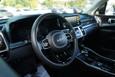 More photos of 2022 Kia Sorento LX at TLC Motors, SC