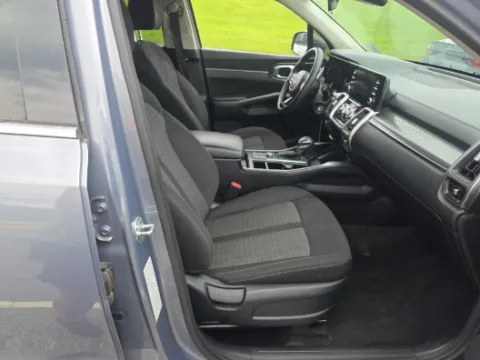 More photos of 2022 Kia Sorento LX at TLC Motors, SC