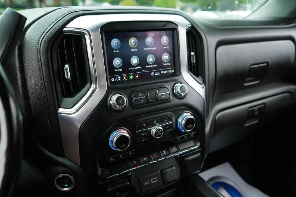 GMC Sierra photo 7