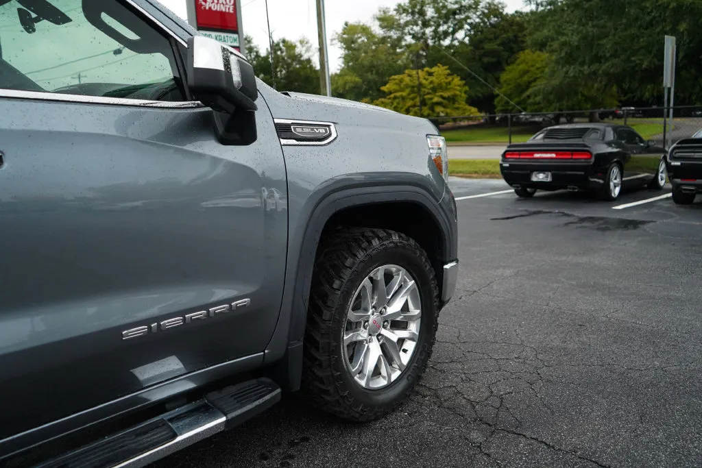 GMC Sierra photo 19
