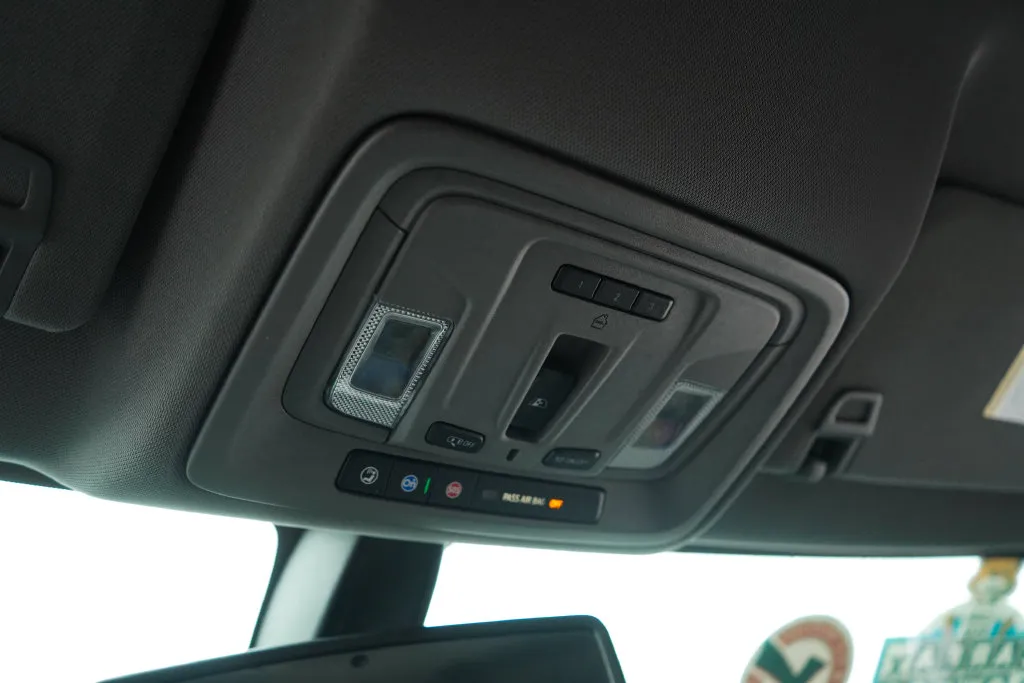 GMC Sierra photo 11