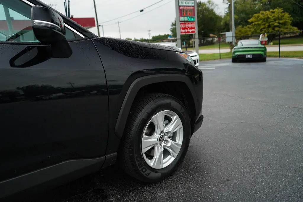 Toyota RAV4 photo 19
