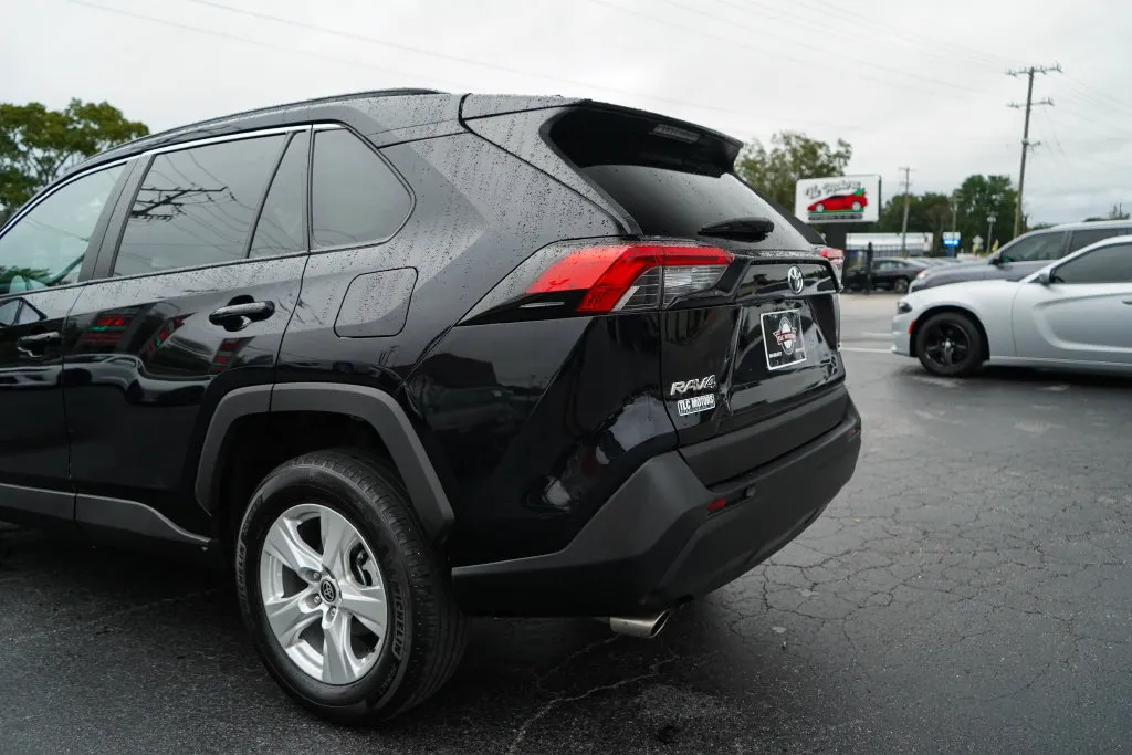 Toyota RAV4 photo 21