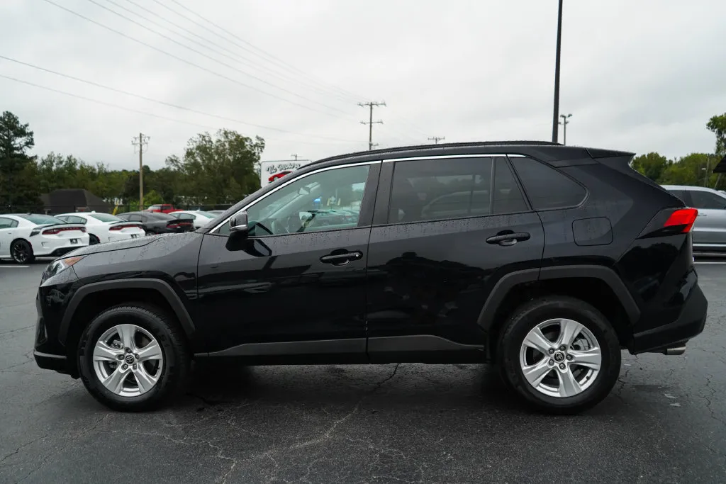 Toyota RAV4 photo 24
