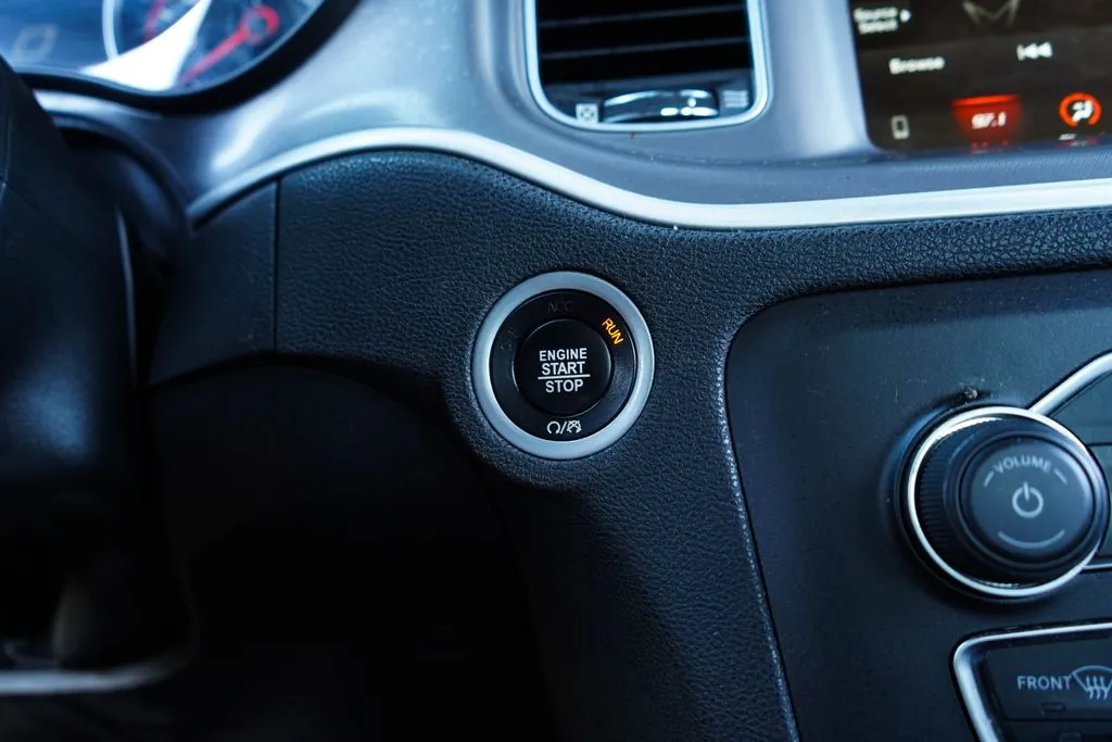 Dodge Charger photo 28