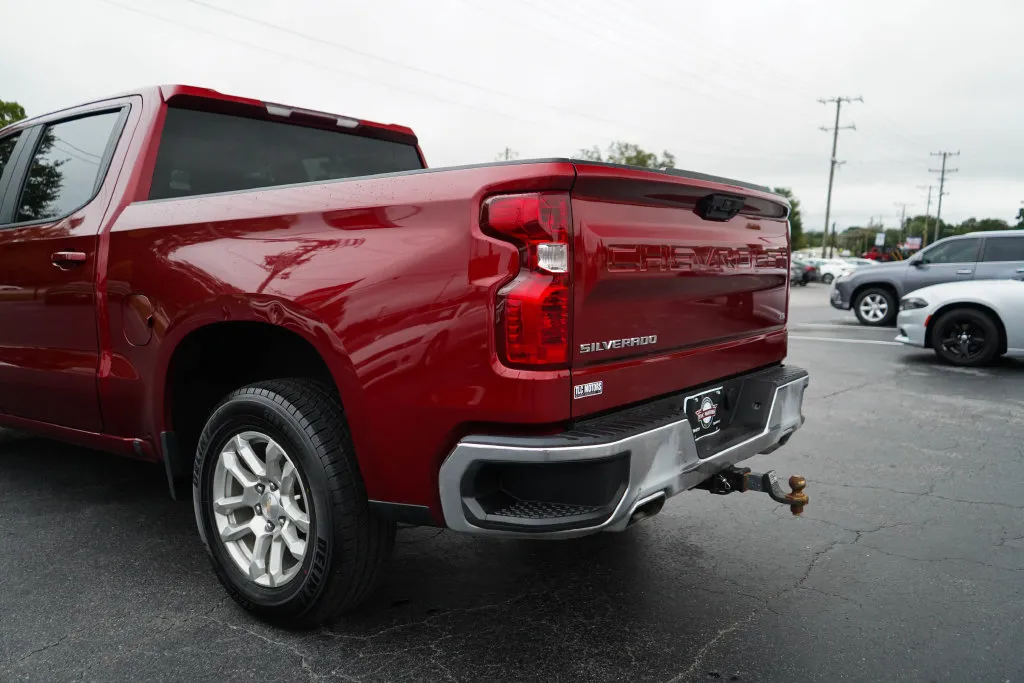 Chevrolet Silverado photo 21