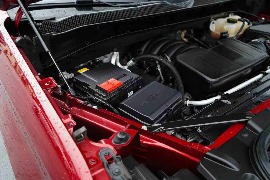 Chevrolet Silverado photo 35