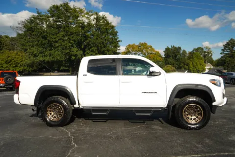 Photos of 2022 Toyota Tacoma SR5 for sale in Moore, SC at TLC Motors
