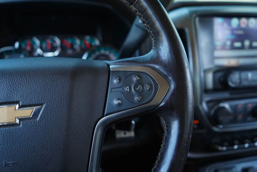 Chevrolet 3500HD photo 31