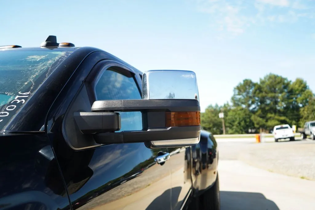 Chevrolet 3500HD photo 24