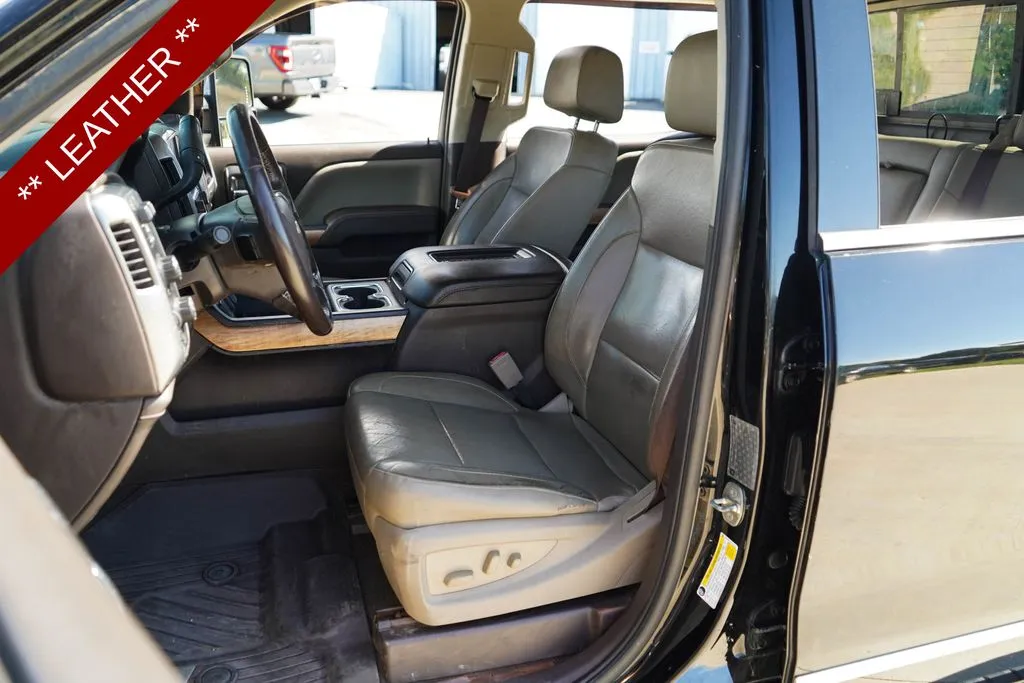 Chevrolet 3500HD photo 7