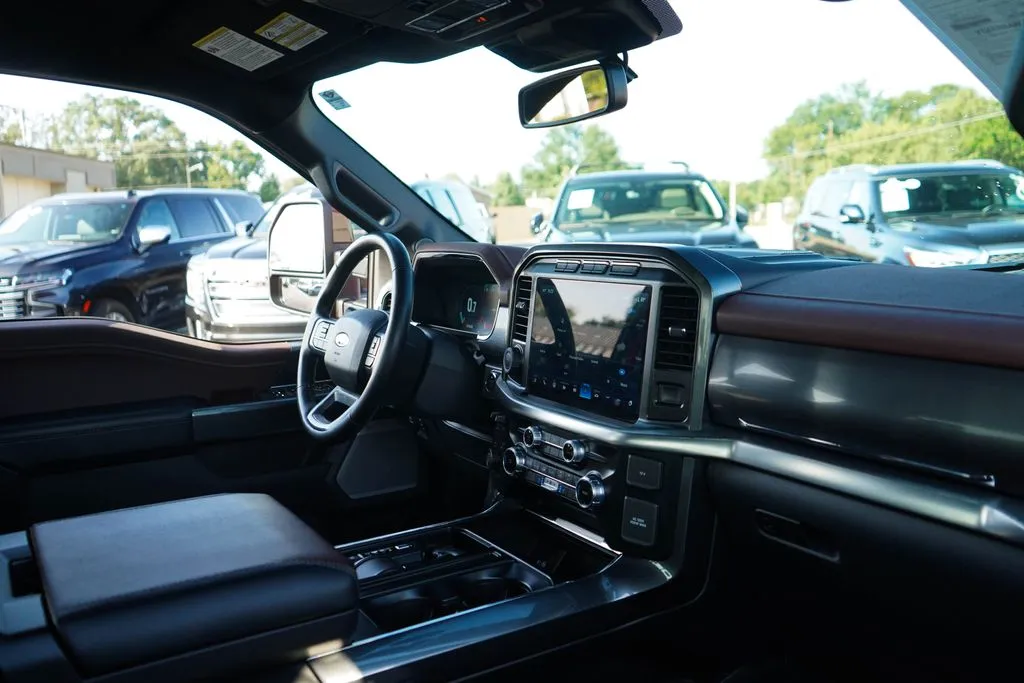 Ford F-150 photo 14