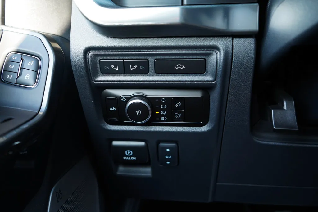 Ford F-150 photo 36