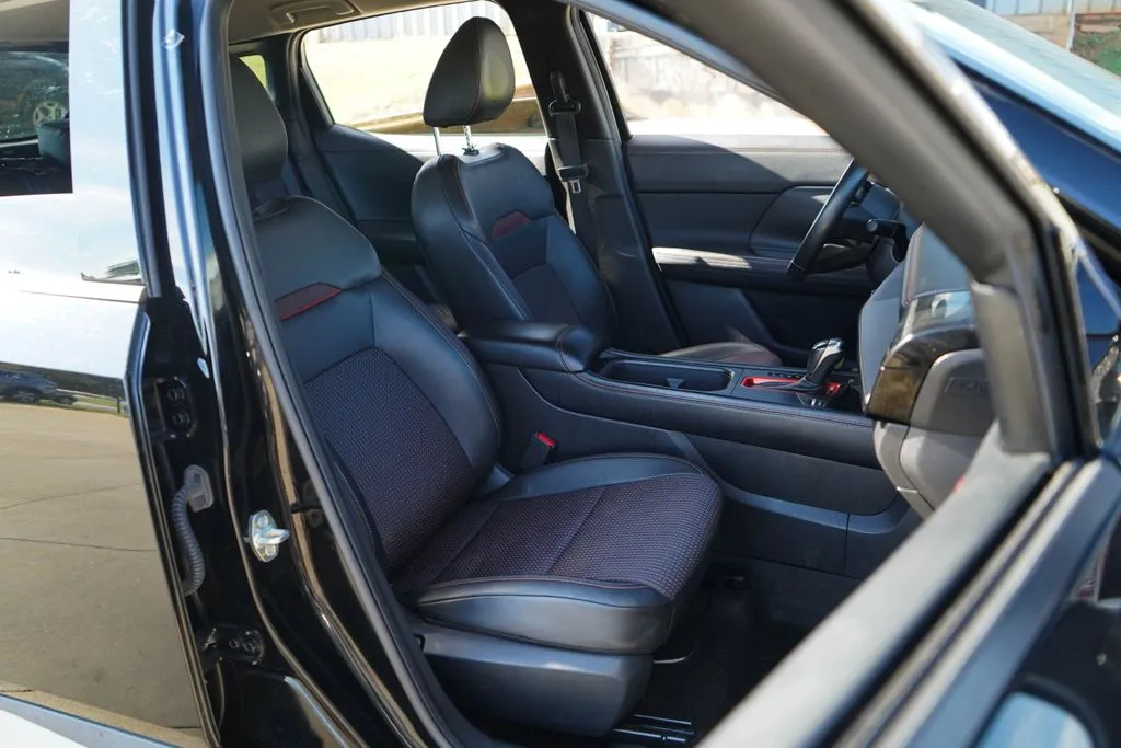 Nissan Kicks photo 13