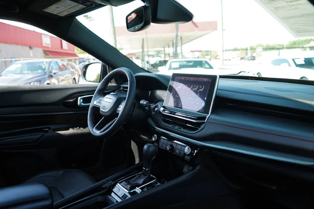 Jeep Compass photo 13