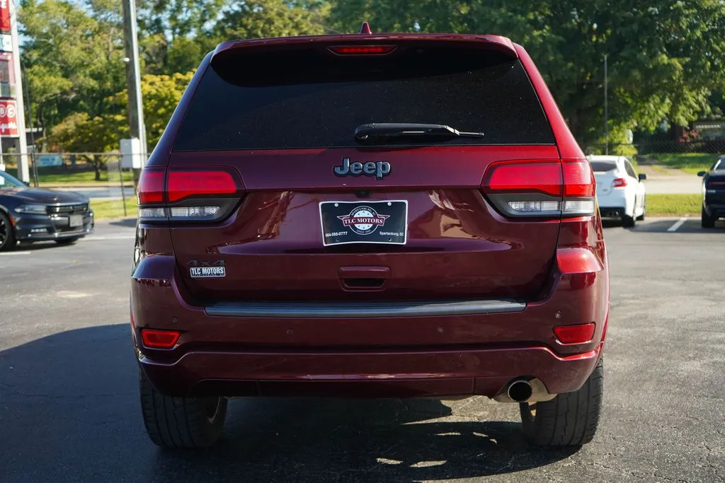 Jeep Grand Cherokee photo 21