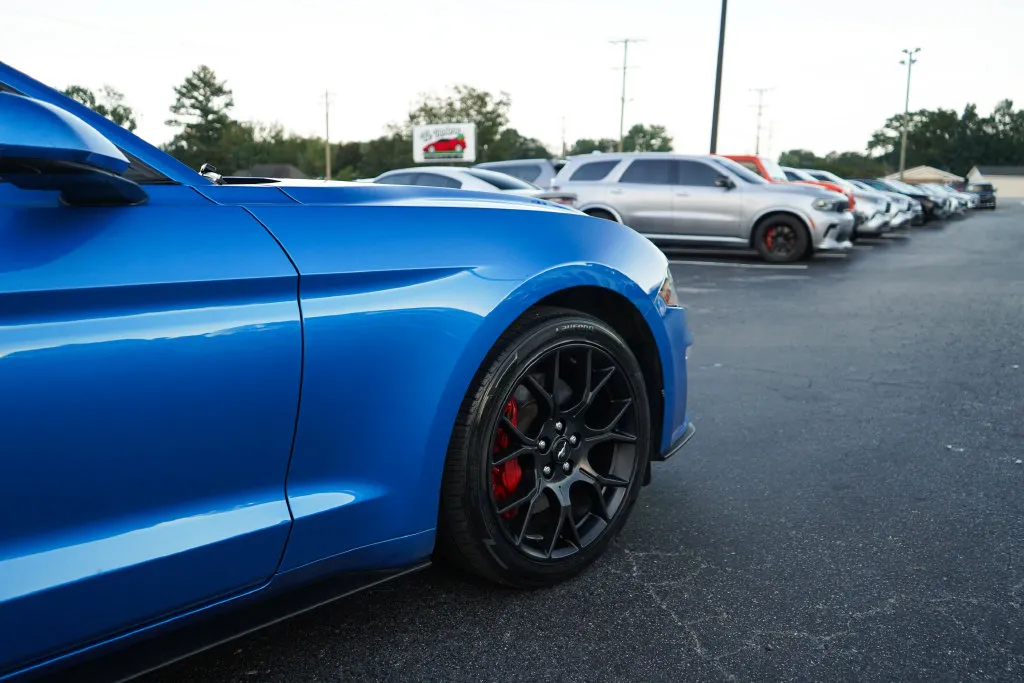 Ford Mustang photo 18
