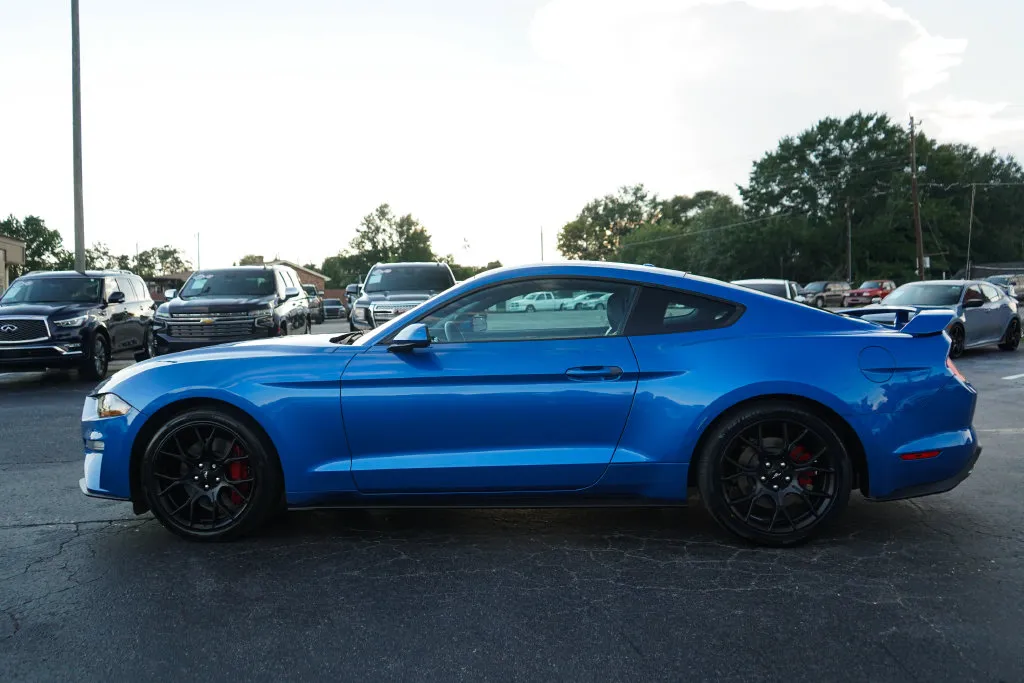 Ford Mustang photo 24