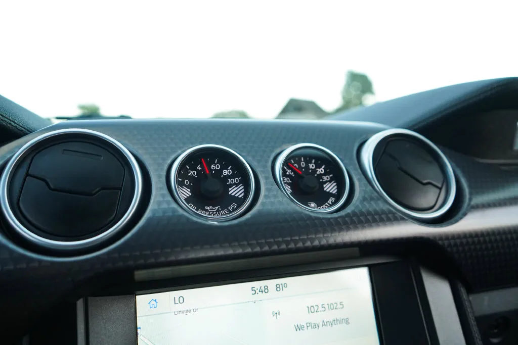 Ford Mustang photo 13