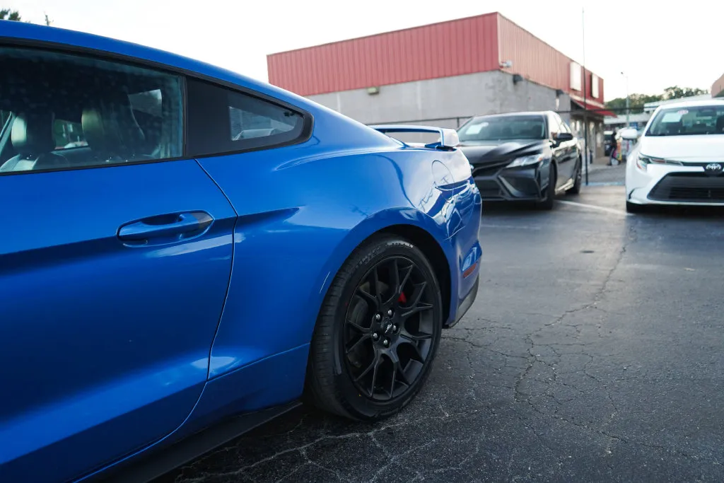 Ford Mustang photo 21