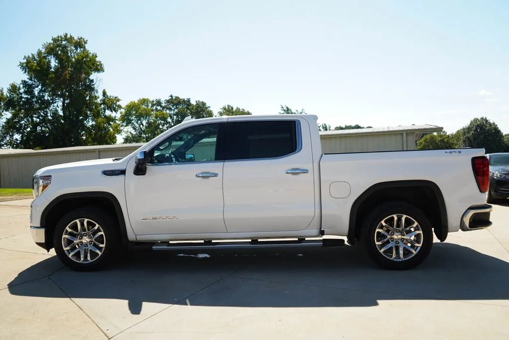 GMC Sierra photo 24