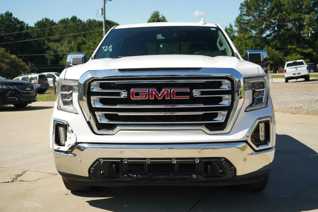 GMC Sierra photo 17