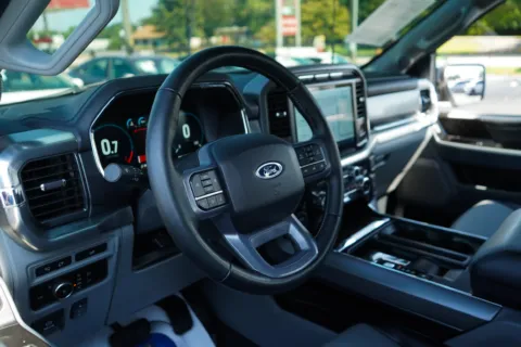 More photos of 2023 Ford F-150 Lariat at TLC Motors, SC