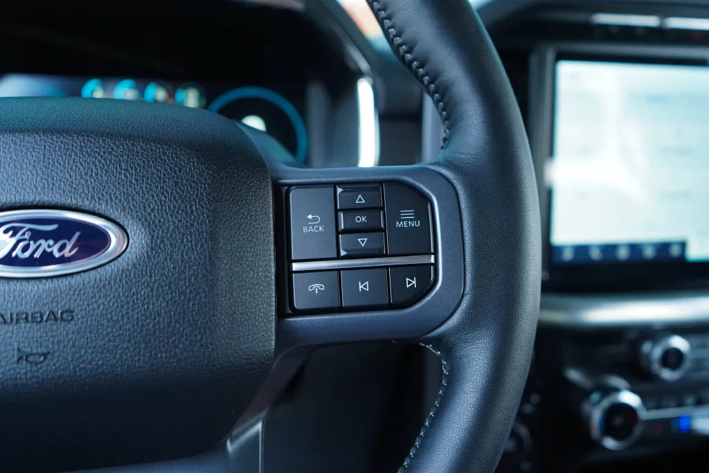 Ford F-150 photo 32