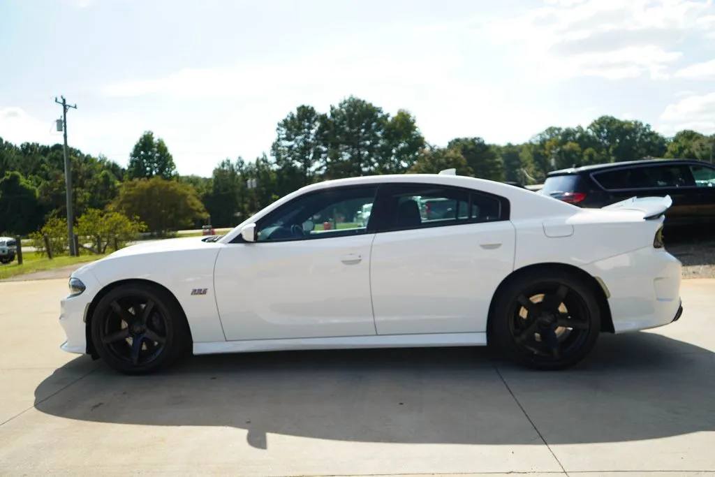 Dodge Charger photo 23